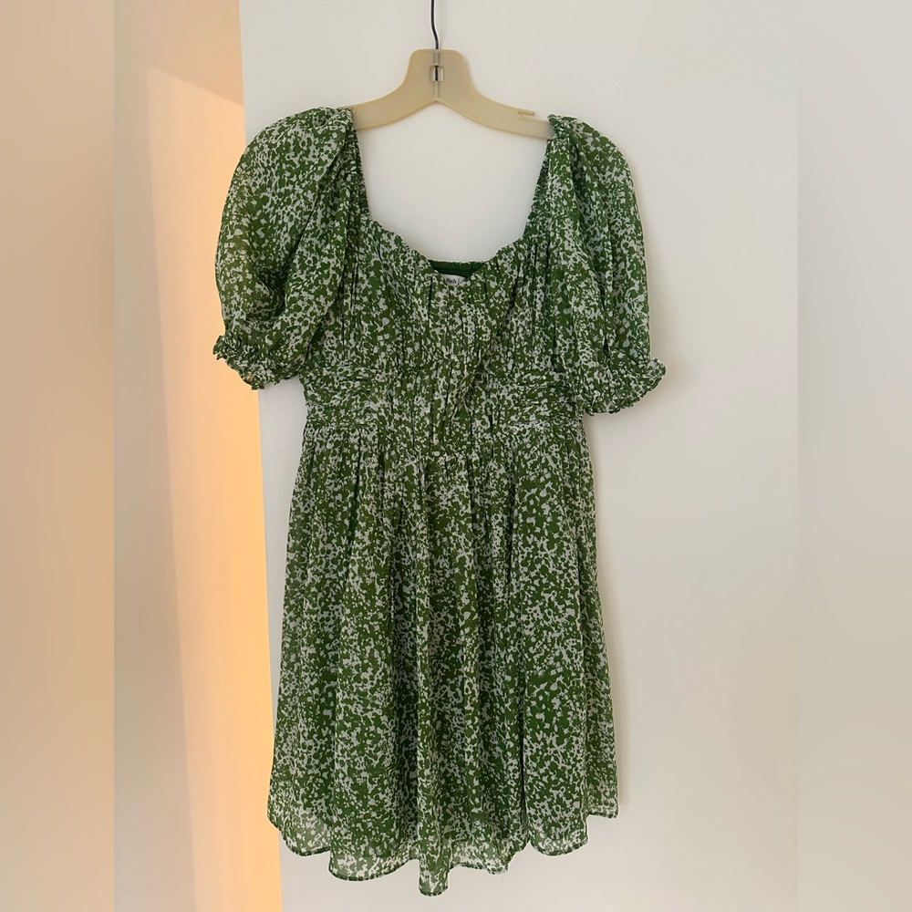 Green and white floral shirt sleeve Abercrombie dress. Worn once!